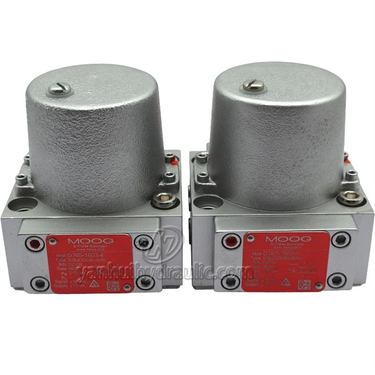 Original MOOG Servo Valve